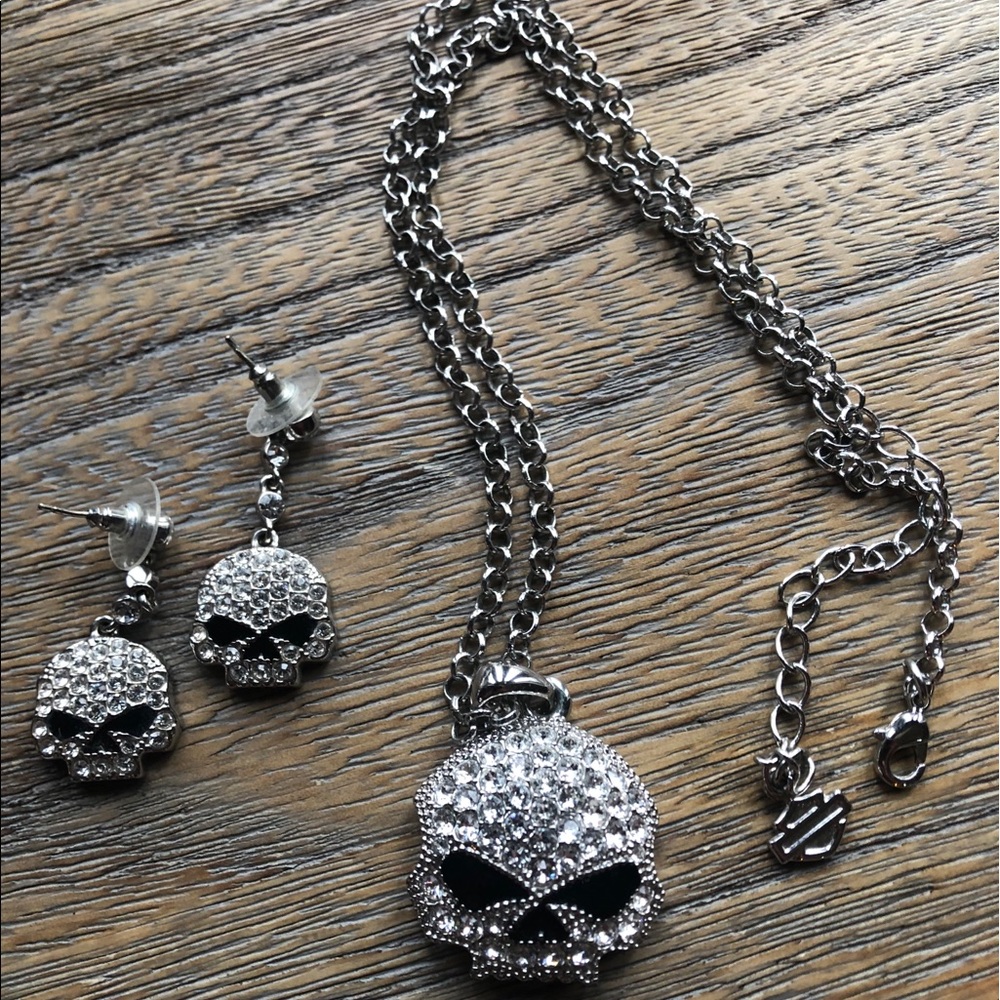 Harley Davidson necklace and earrings set - gorg!